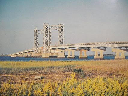 Bridge 1960.jpg